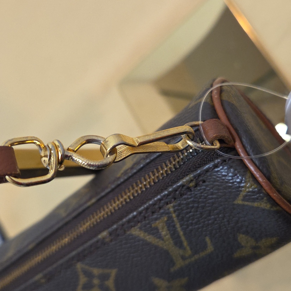 Louis Vuitton 1970's ULTRA RARE Mini Papillon wristlet-highly collectable piece - Picture 8 of 17